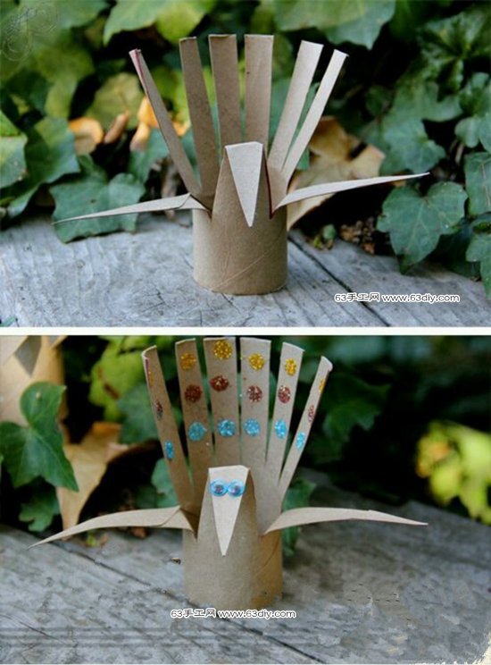 卫生纸卷筒废物利用手工制作美丽的小孔雀玩偶