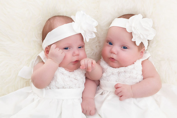 古代诗意双胞胎名字 寓意好又有诗意的双胞胎女宝名字
