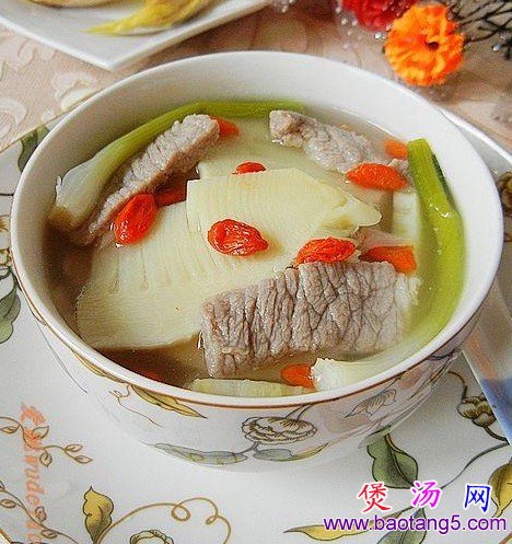 咸肉片煲春笋的做法_咸肉片煲春笋怎么做 咸肉片煲春笋的做法_咸肉片煲春笋怎么做