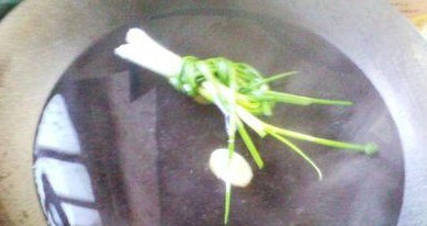 药膳乌鸡汤的做法_药膳乌鸡汤怎么做 药膳乌鸡汤的做法_药膳乌鸡汤怎么做