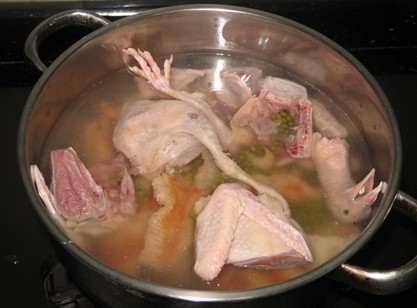 土茯苓绿豆老鸽汤的做法_土茯苓绿豆老鸽汤怎么做 土茯苓绿豆老鸽汤的做法_土茯苓绿豆老鸽汤怎么做