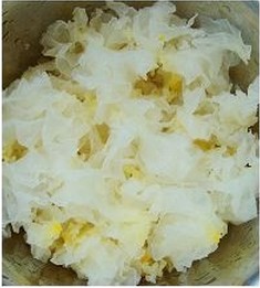 银耳紫薯汤的做法_银耳紫薯汤怎么做 银耳紫薯汤的做法_银耳紫薯汤怎么做