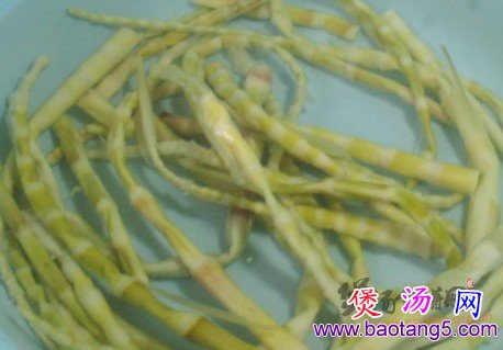 香菇鸡汤的做法_香菇鸡汤怎么做 香菇鸡汤的做法_香菇鸡汤怎么做