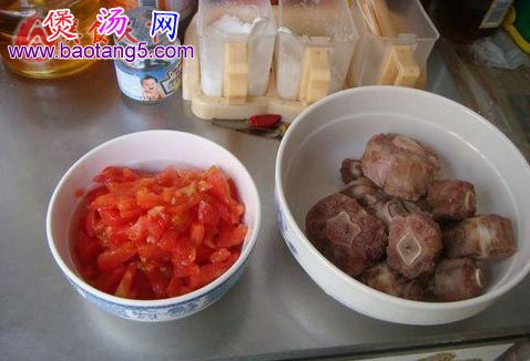 海参牛尾汤的做法_海参牛尾汤怎么做 海参牛尾汤的做法_海参牛尾汤怎么做