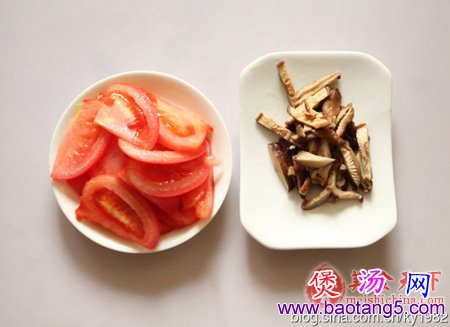 西红柿里脊香菇羹的做法_西红柿里脊香菇羹怎么做 西红柿里脊香菇羹的做法_西红柿里脊香菇羹怎么做