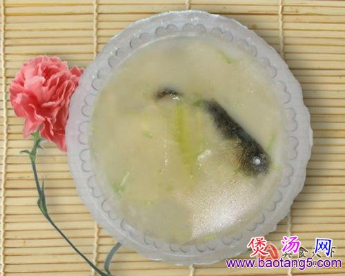 鲫鱼冬瓜汤的做法 鲫鱼冬瓜汤的做法