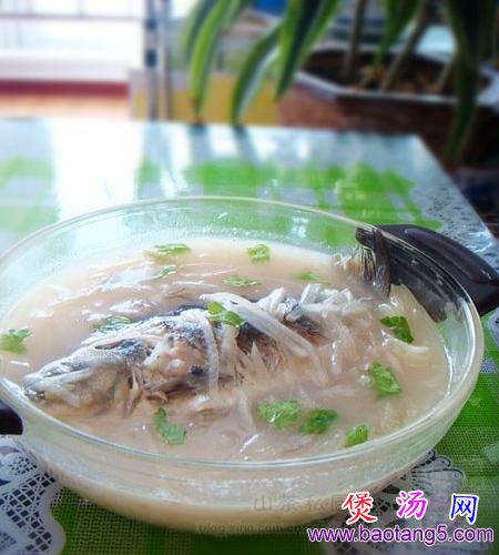 不会发胖的冬季营养滋补汤,鲫鱼萝卜丝汤的做法 不会发胖的冬季营养滋补汤,鲫鱼萝卜丝汤的做法