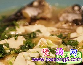 鲫鱼炖豆腐,鲫鱼炖豆腐的做法,鲫鱼炖豆腐怎么做 鲫鱼炖豆腐,鲫鱼炖豆腐的做法,鲫鱼炖豆腐怎么做