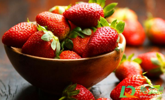 草莓形状不规则能吃吗