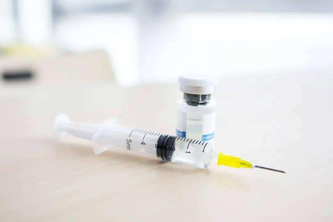 符合什么条件的人可以优先接种新冠疫苗强化针