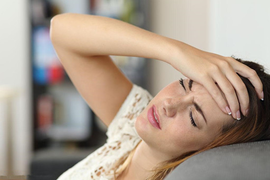 偏头痛的症状是什么 有什么方法可以快速缓解偏头痛