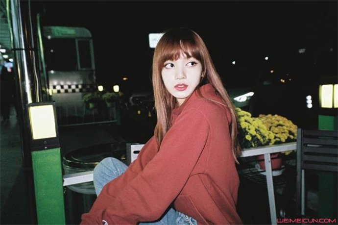 blackpinklisa lisaϱ