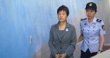 朴槿惠羁押期延长怎么回事 朴槿惠犯了什么罪为何入狱?