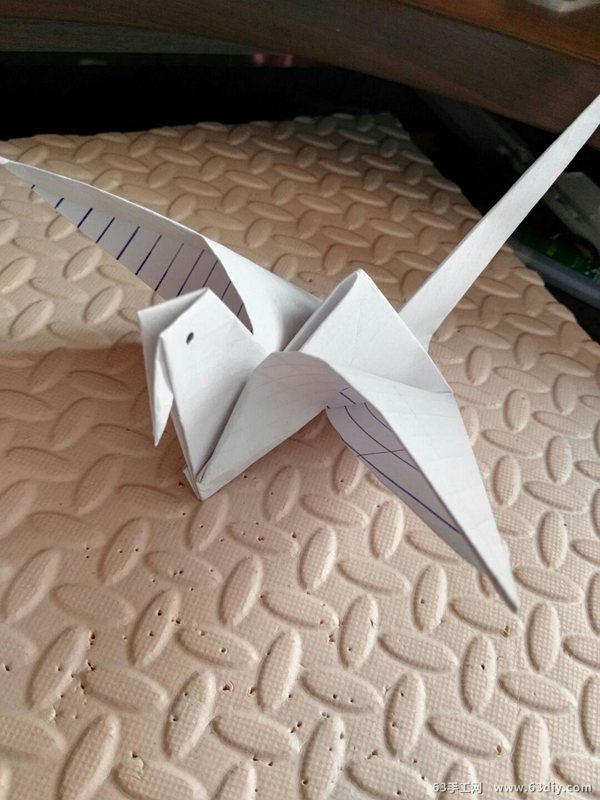 折纸手工之飞的千纸鹤
