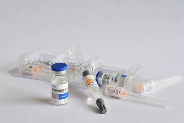 崔玉涛谈四联疫苗和单苗如何选择 现在了解还不晚