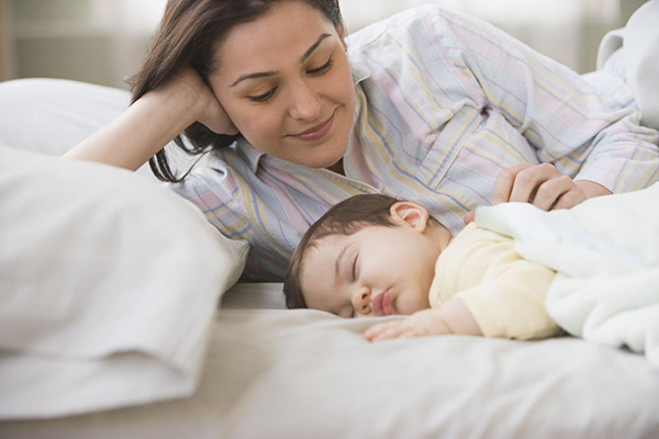 婴儿浅睡眠几个月消失 要根据具体情况来判断