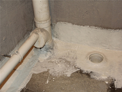 卫生间排水预埋办法:房子是私房的话,所有排污管直接打穿楼板,走u型后