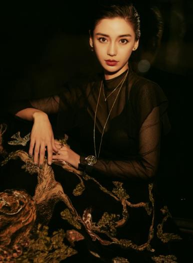 ҵʱӿ AngelababyְͶʦ