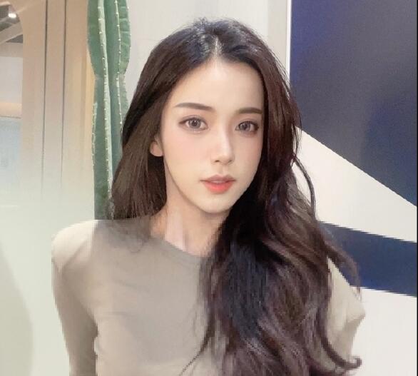 迅猛龙特蕾莎以前照片图片