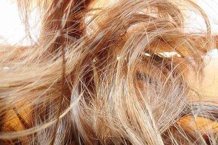 头发分叉能有多厉害什么原因造成的要怎么修复