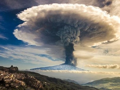 毒火山 毒气图片