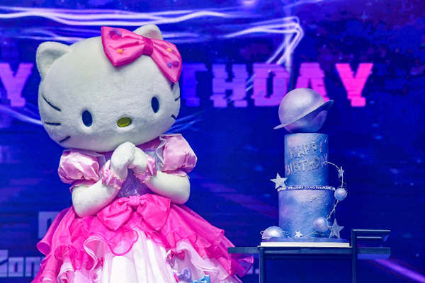 HelloδHello KittyɶԾʻعˣ