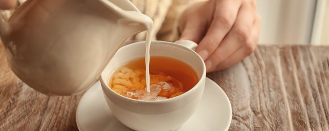 吃牛肉能喝奶茶吗 牛肉能和奶茶一起食用吗 吃牛肉能喝奶茶吗 牛肉能和奶茶一起食用吗