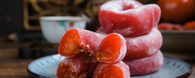 柿饼能和山楂一起吃吗 柿饼和山楂可不可以一起吃 柿饼能和山楂一起吃吗 柿饼和山楂可不可以一起吃